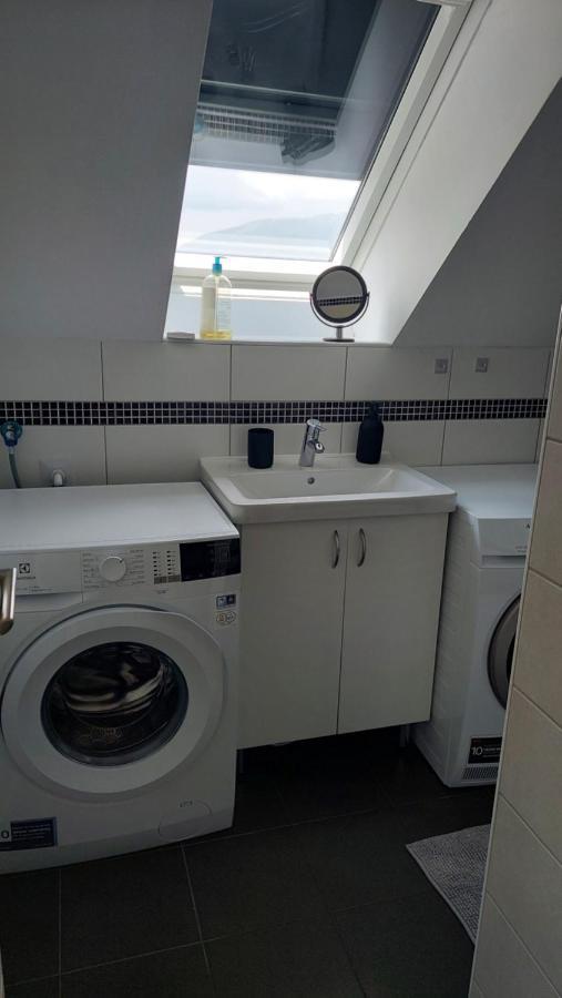 Apartma Samo Apartment Kranj Bagian luar foto
